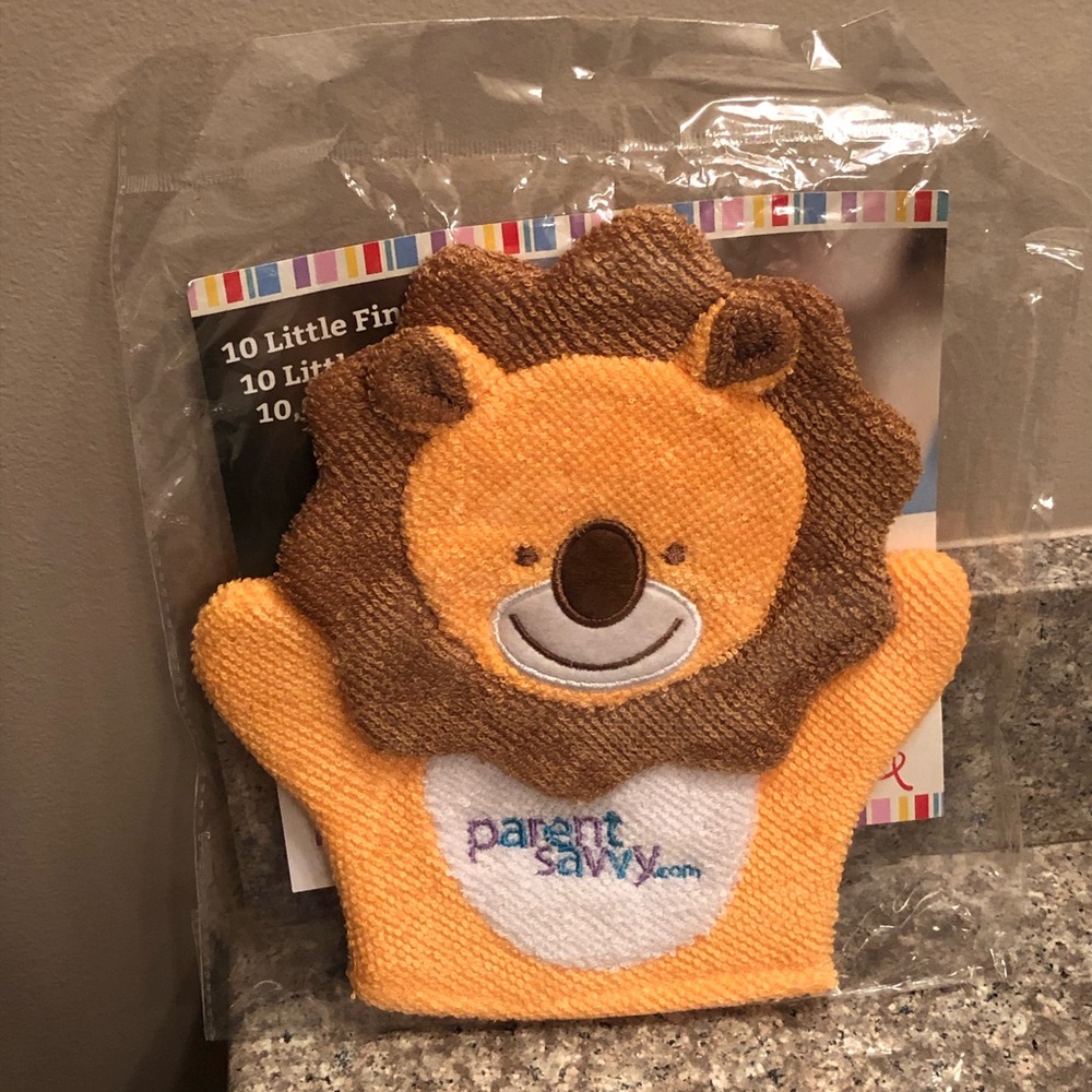 🆕 Baby sponge glove NIP